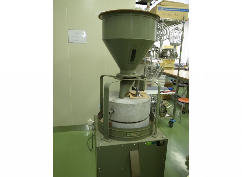 E0452 製粉機