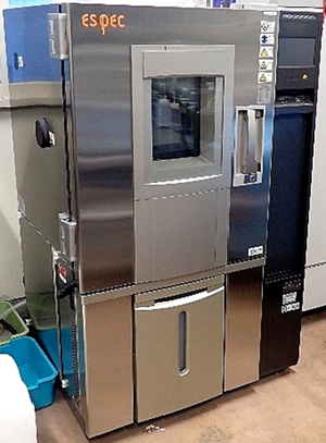 恒温恒湿機
