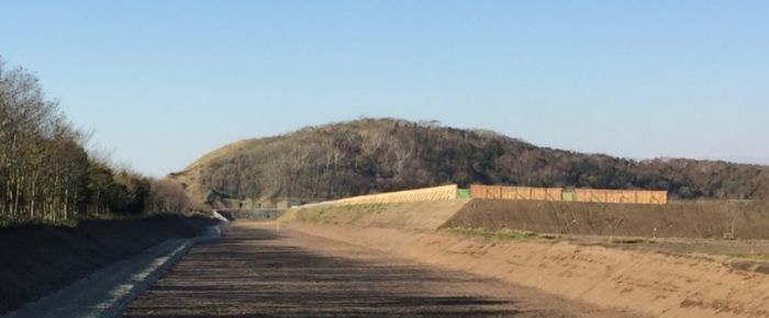 写真2 白糠町での堀と盛土の造成例